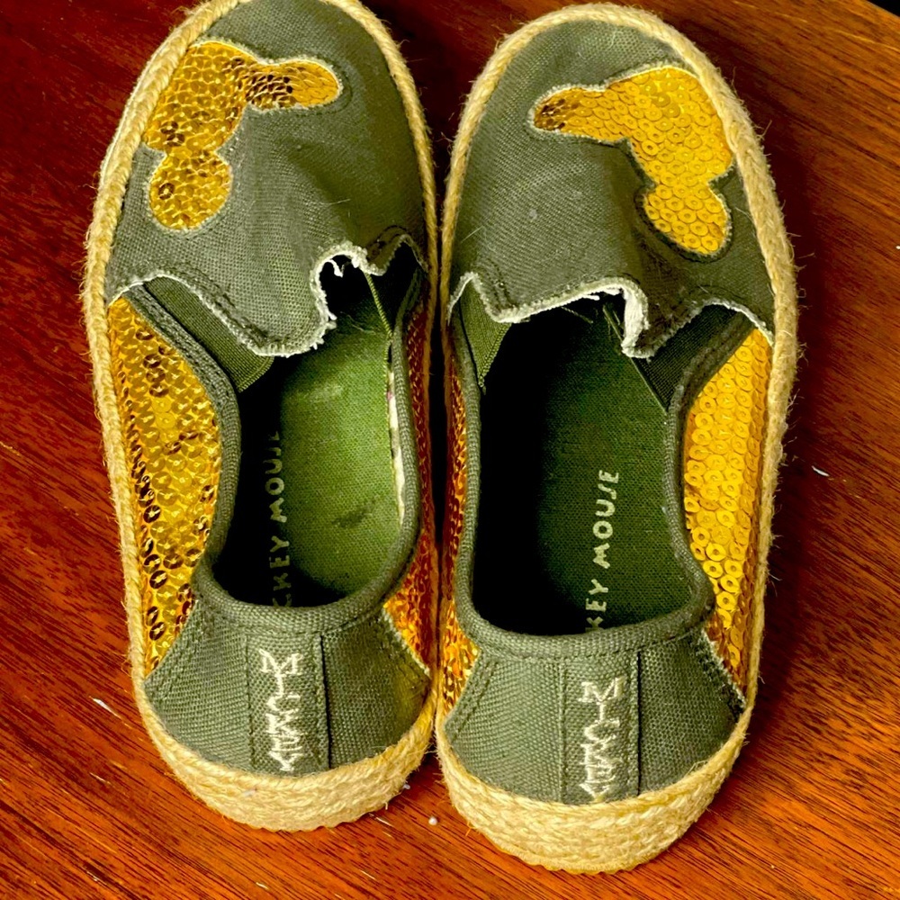 Mickey Mouse Moss‎ Green Canvas Gold Sequin Espadrilles Pullon Shoes Size 6